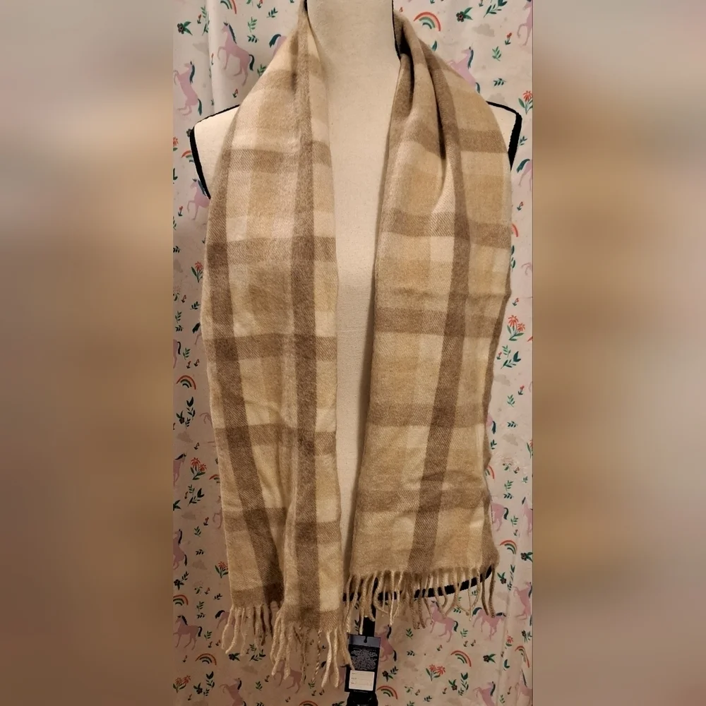 NWT Gobi Beige Plaid Cashmere Neutral Boho Casual Everyday Winter Scarf Wrap